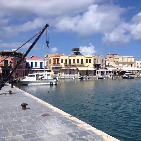 Two-bedrooms In Center Of Appartamento Rethymno